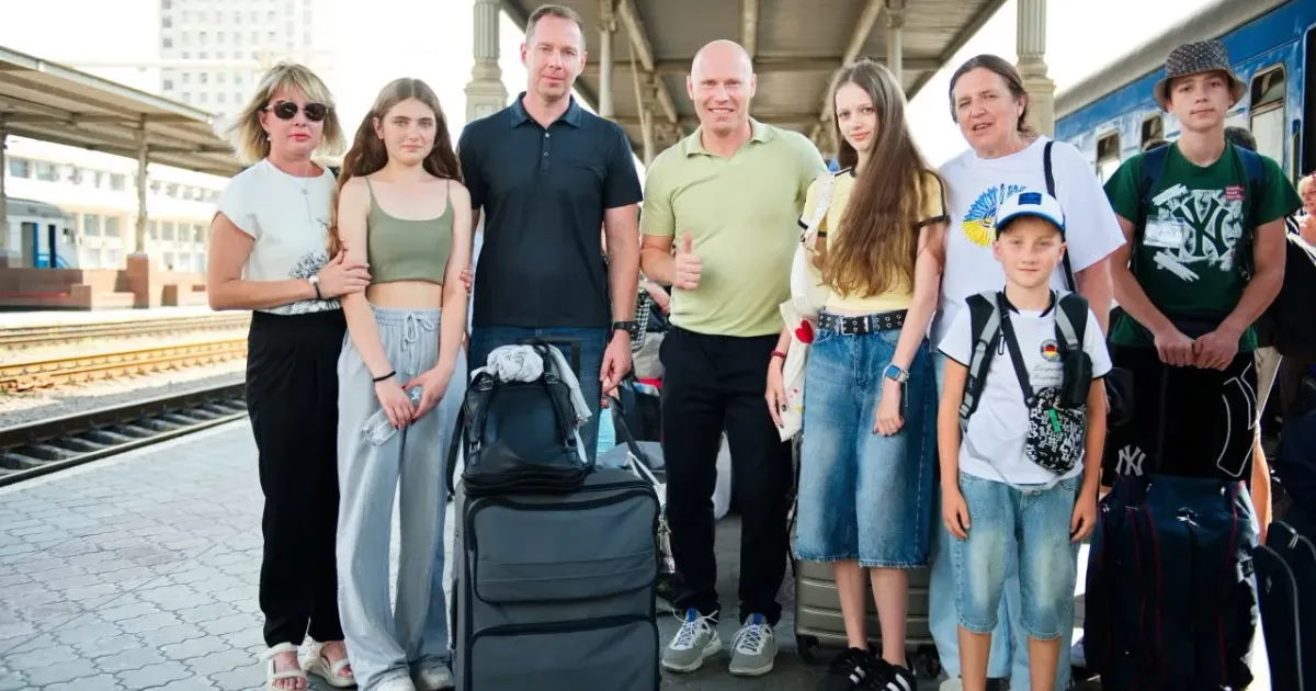 Фото: ХОВА Спортсмени Балаклійської громади відпочинуть на Закарпатті на порталі Gromada Group