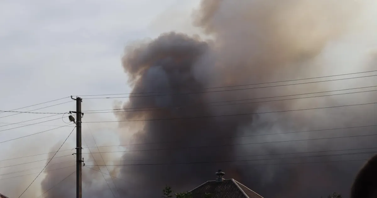 Фото: Донецька селищна рада (facebook) Поблизу Андріївки вирують пожежі: проводиться евакуація мешканців окремих вулиць (список, контакти) на порталі Gromada Group