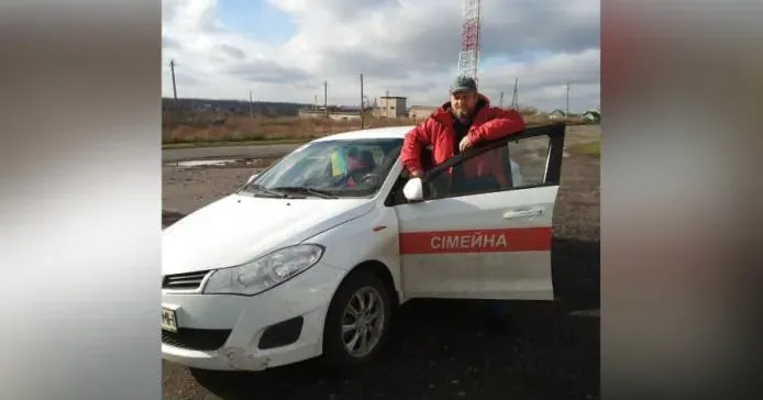 Фото: Ольга Устиченко, староста Пришибського старостинського округу Мешканець Донецької громади Ізюмського району впродовж шести місяців під обстрілами безкоштовно вивозив людей на безпечну територію і доставляв гуманітарну допомогу до кожного двору.