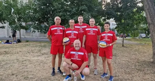 Фото: Донецька селищна територіальна громада (facebook) Донецький "Газовик" — лідер першого Слобожанського чемпіонату з паркового волейболу на порталі Gromada Group